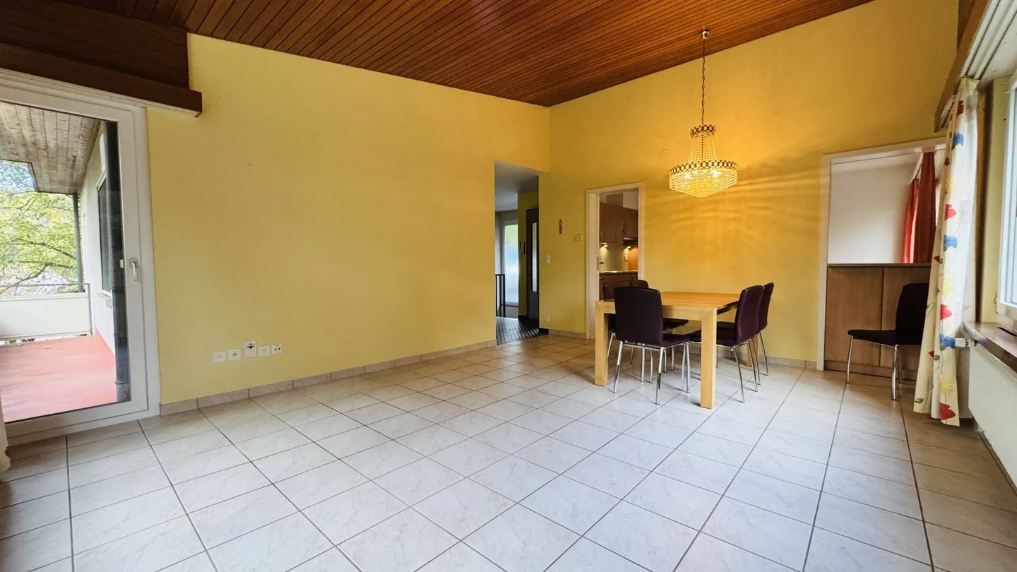 Detached 5.5-room house for 1-2 families - Garage, large garden, panoramic view - Photo 8 of 14