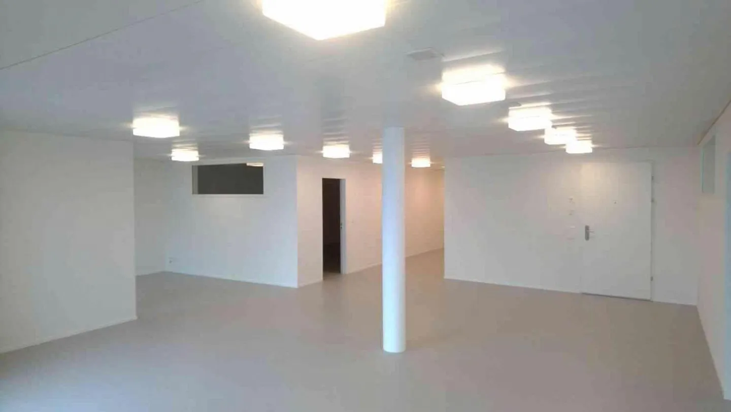 Votre avenir commence ici! - Photo 2 sur 5