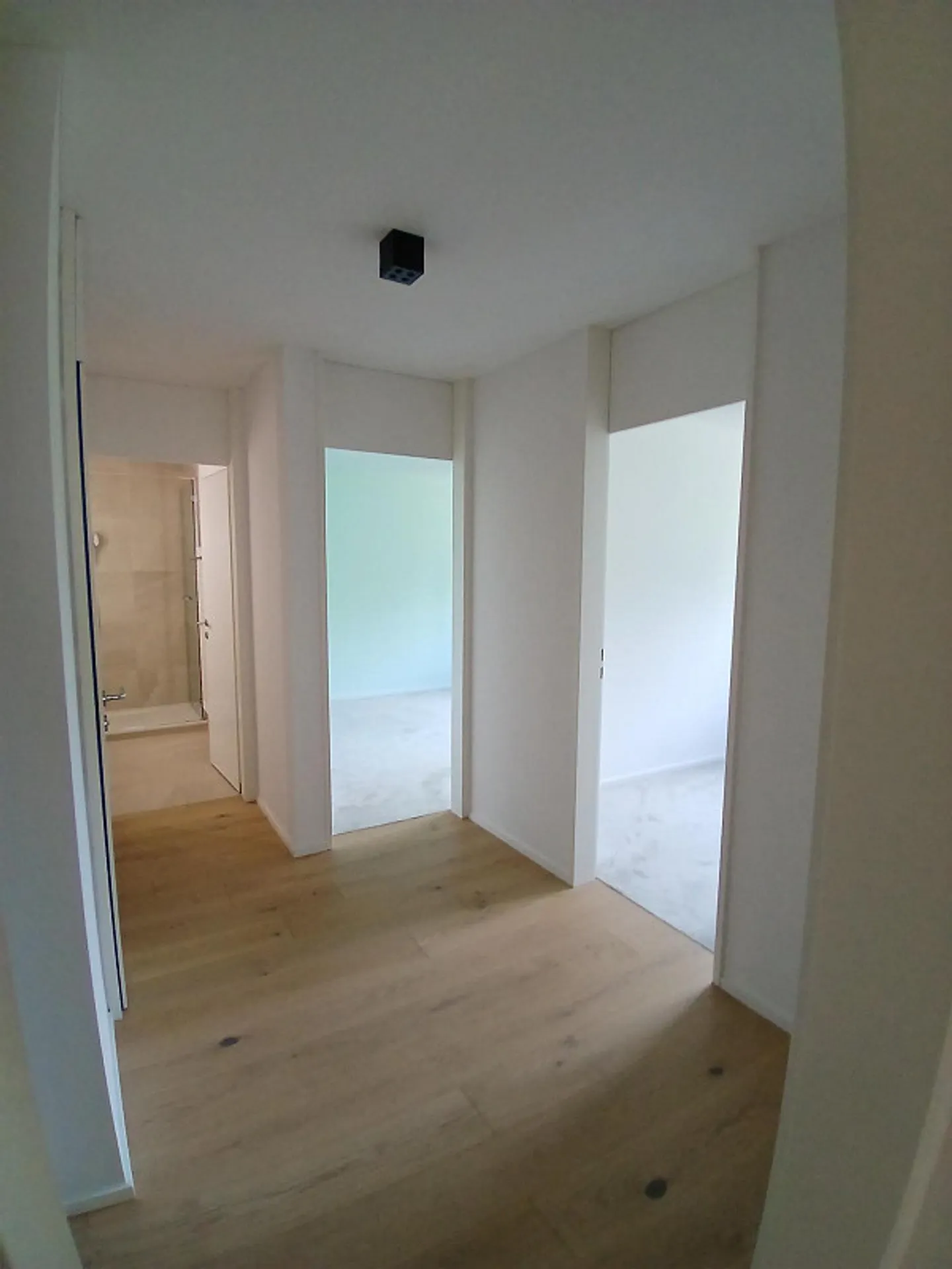 Moderne 4-Zimmer-Wohnung mit Balkon - Foto 16 von 23