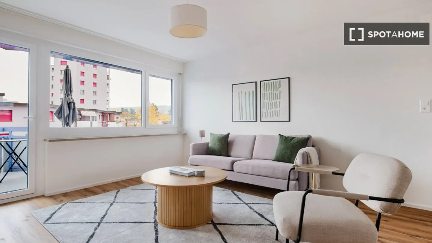 Appartamento in affitto - Foto 2 di 18