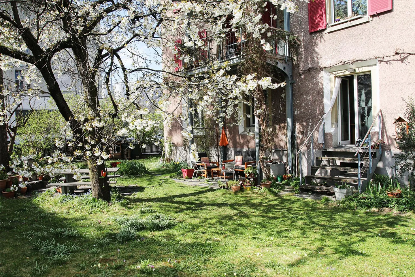 Condominium dans un immeuble collectif - Photo 2 sur 9