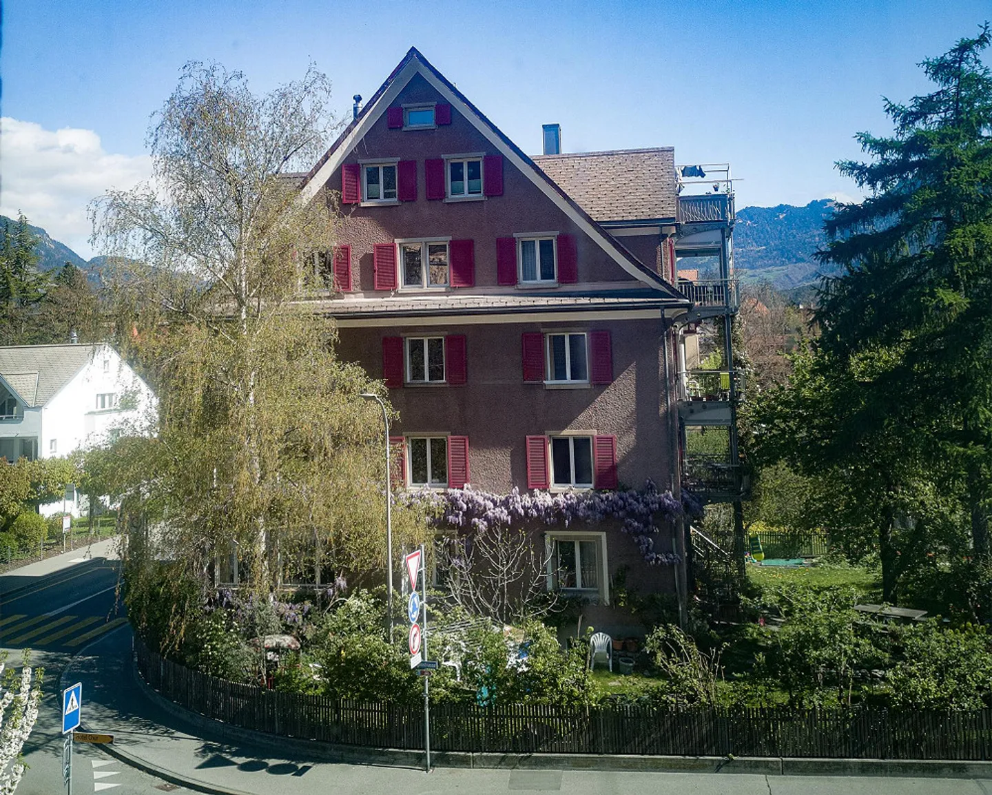 Condominium dans un immeuble collectif - Photo 1 sur 9
