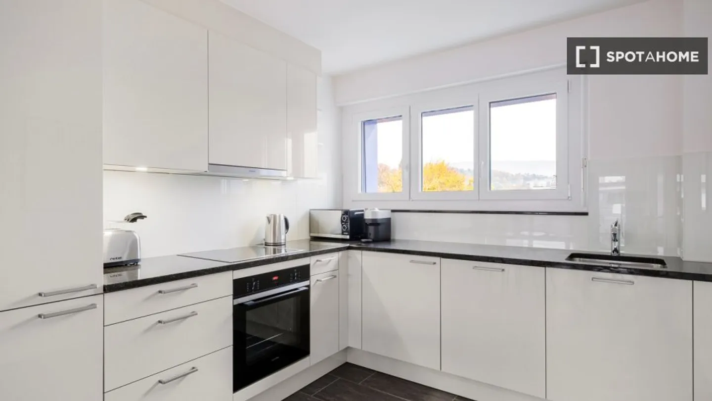 Appartamento in affitto - Foto 6 di 18