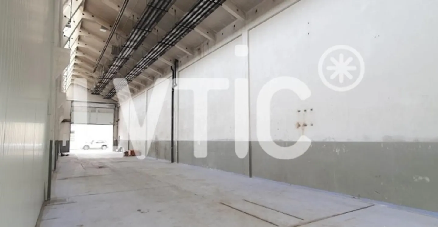 Deposit - Photo 3 of 7