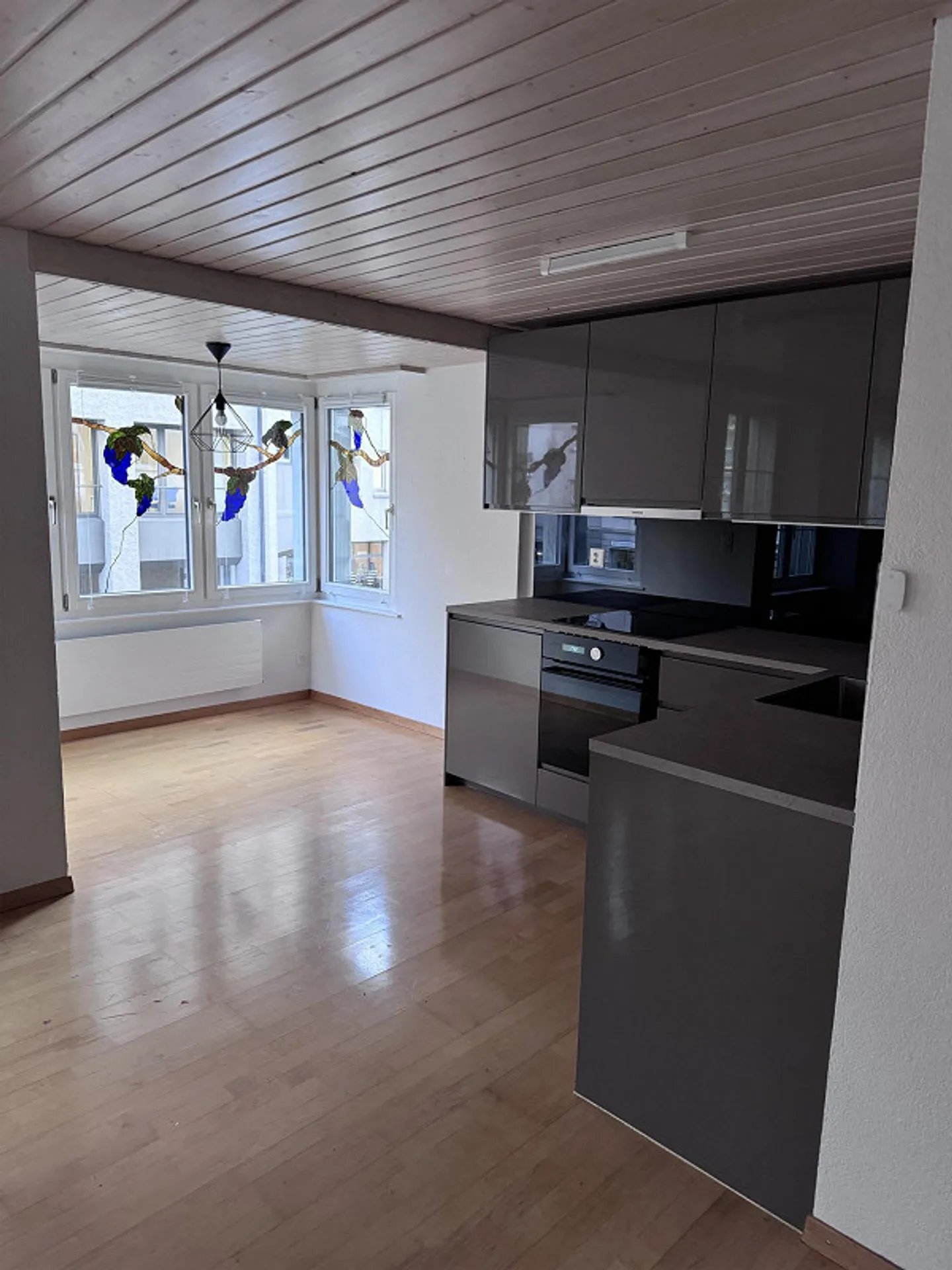 Städtisch zentrale, aussergewöhnliche, schöne 2.5-Zimmer-Wohnung - Foto 3 von 14