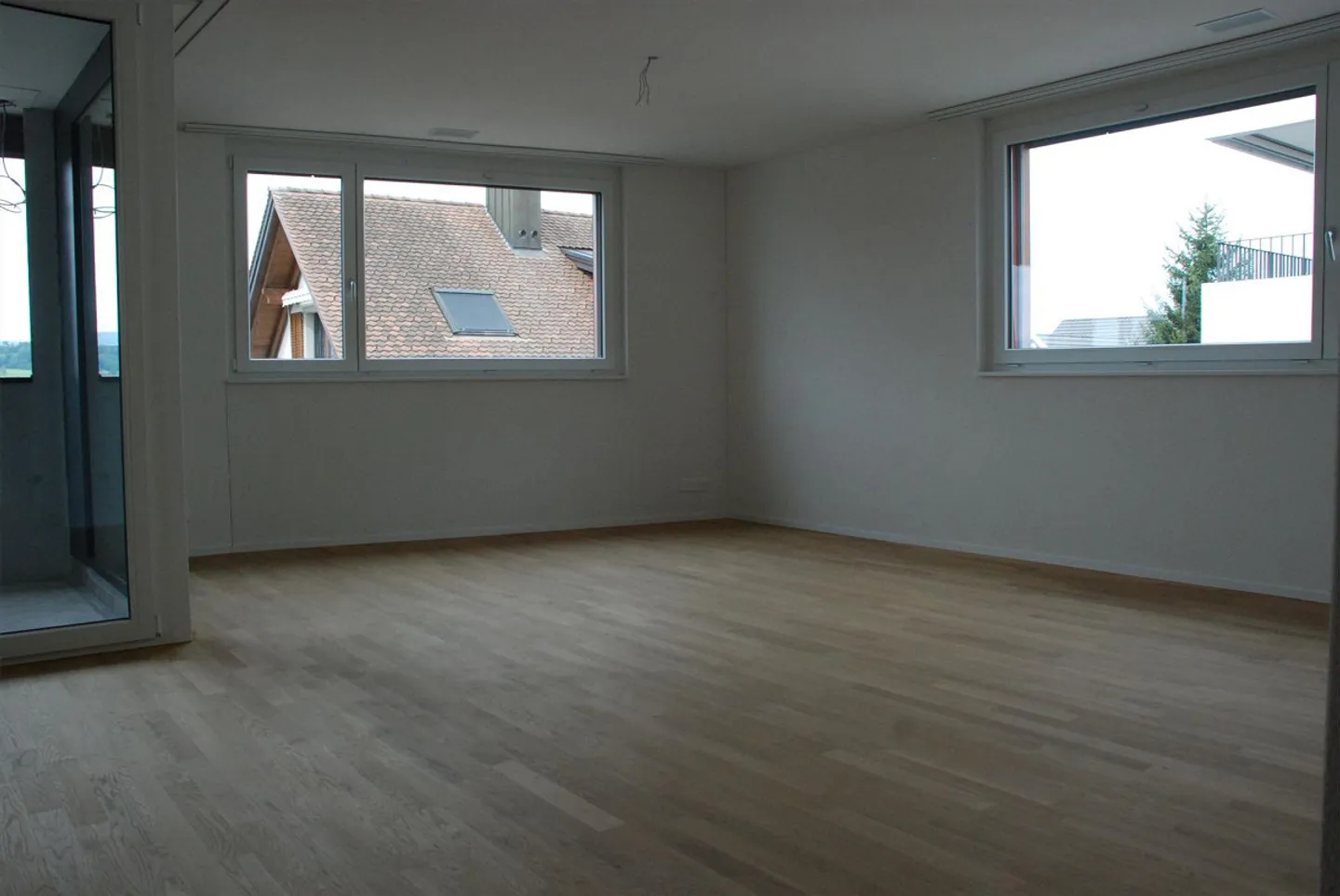 Grosszügige 3.5 Zimmerwohnung - Foto 2 von 9