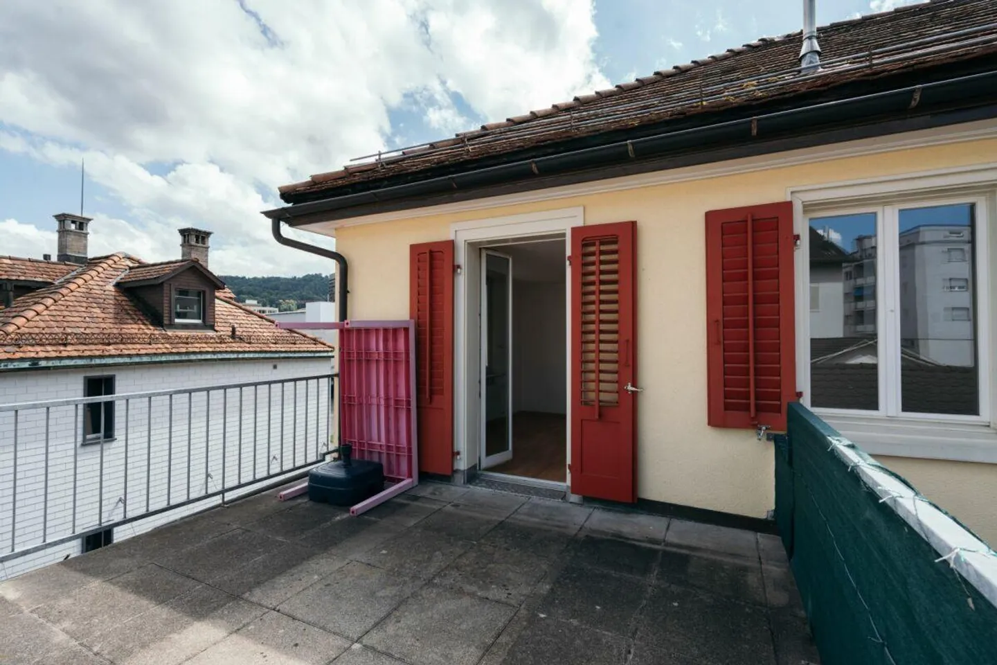 CENTRAL AVEC GRANDE TERRASSE - Photo 2 sur 8