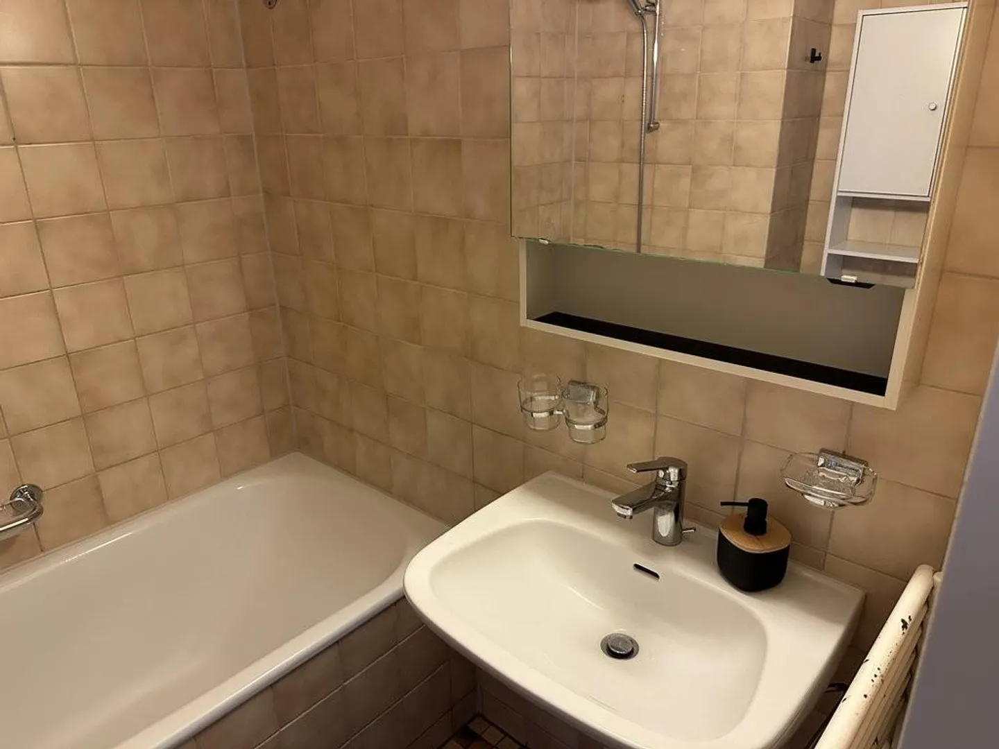 Geräumige 4.5 Zimmer Wohnung - Foto 8 von 9