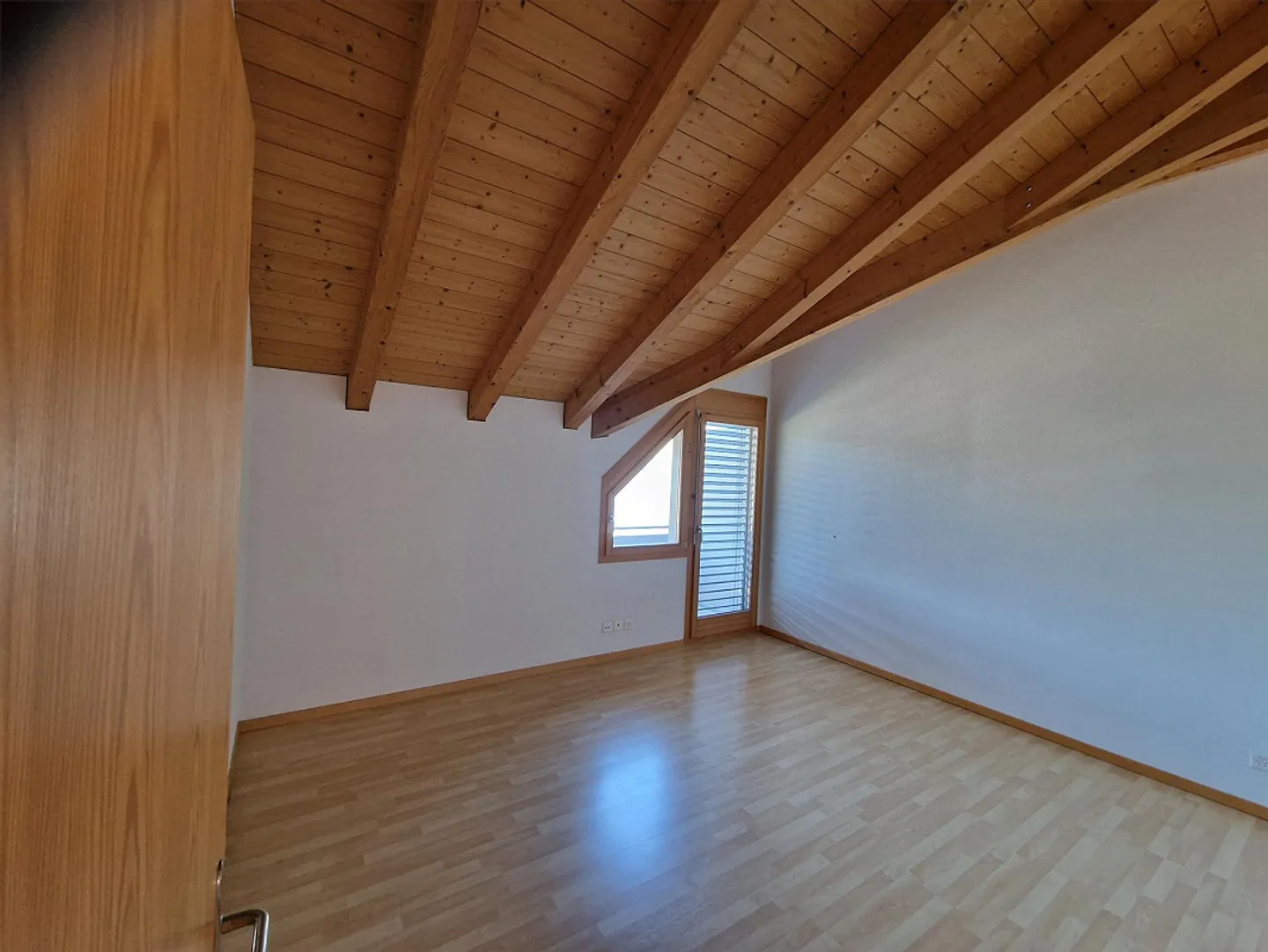 6.5 Room House Directly Above Lake Lucerne - Photo 19 of 25