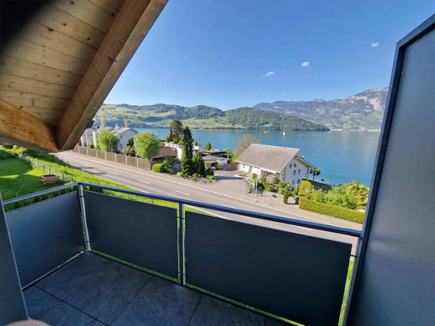6.5 Room House Directly Above Lake Lucerne - Photo 20 of 25