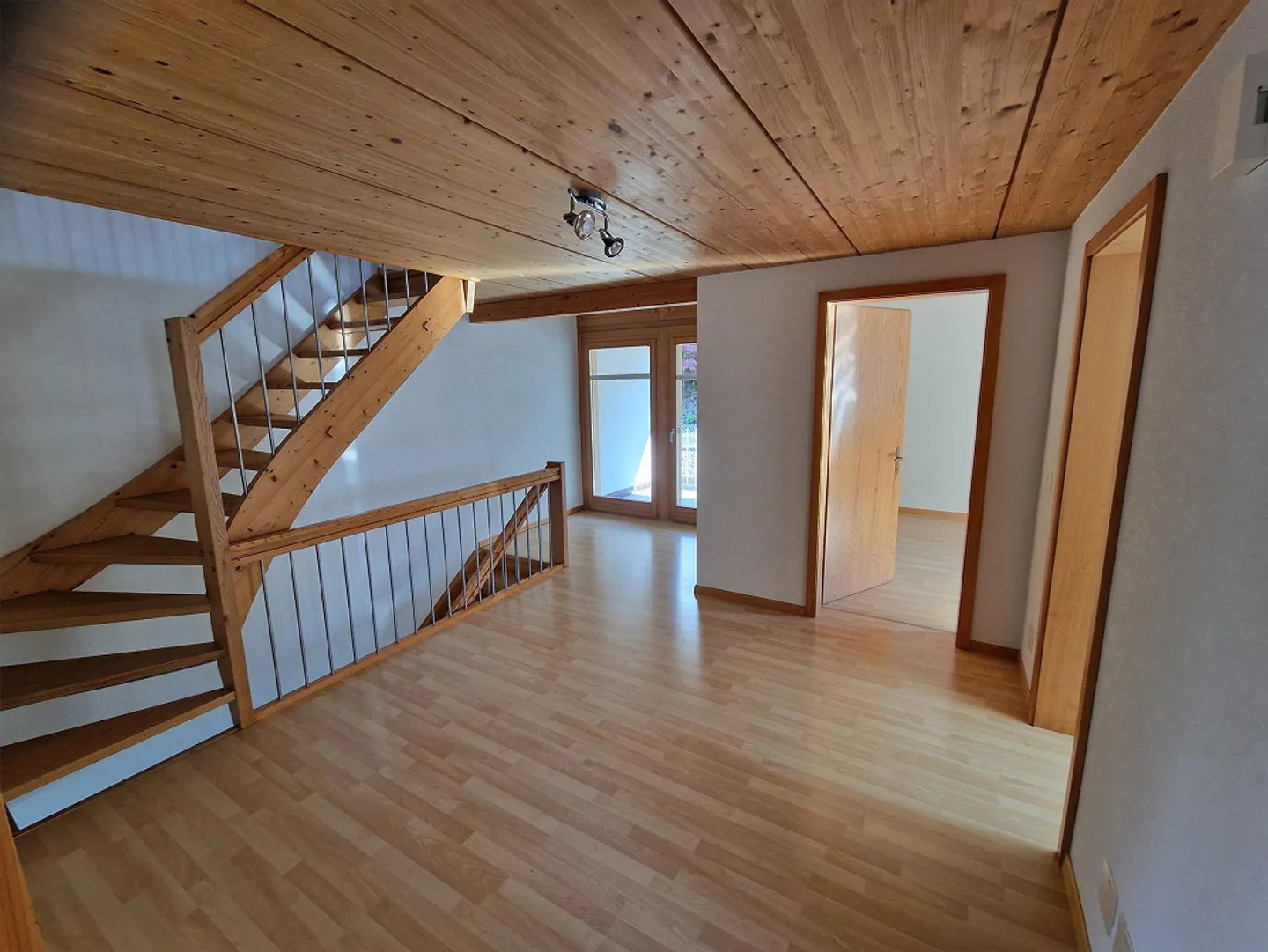 6.5 Room House Directly Above Lake Lucerne - Photo 15 of 25