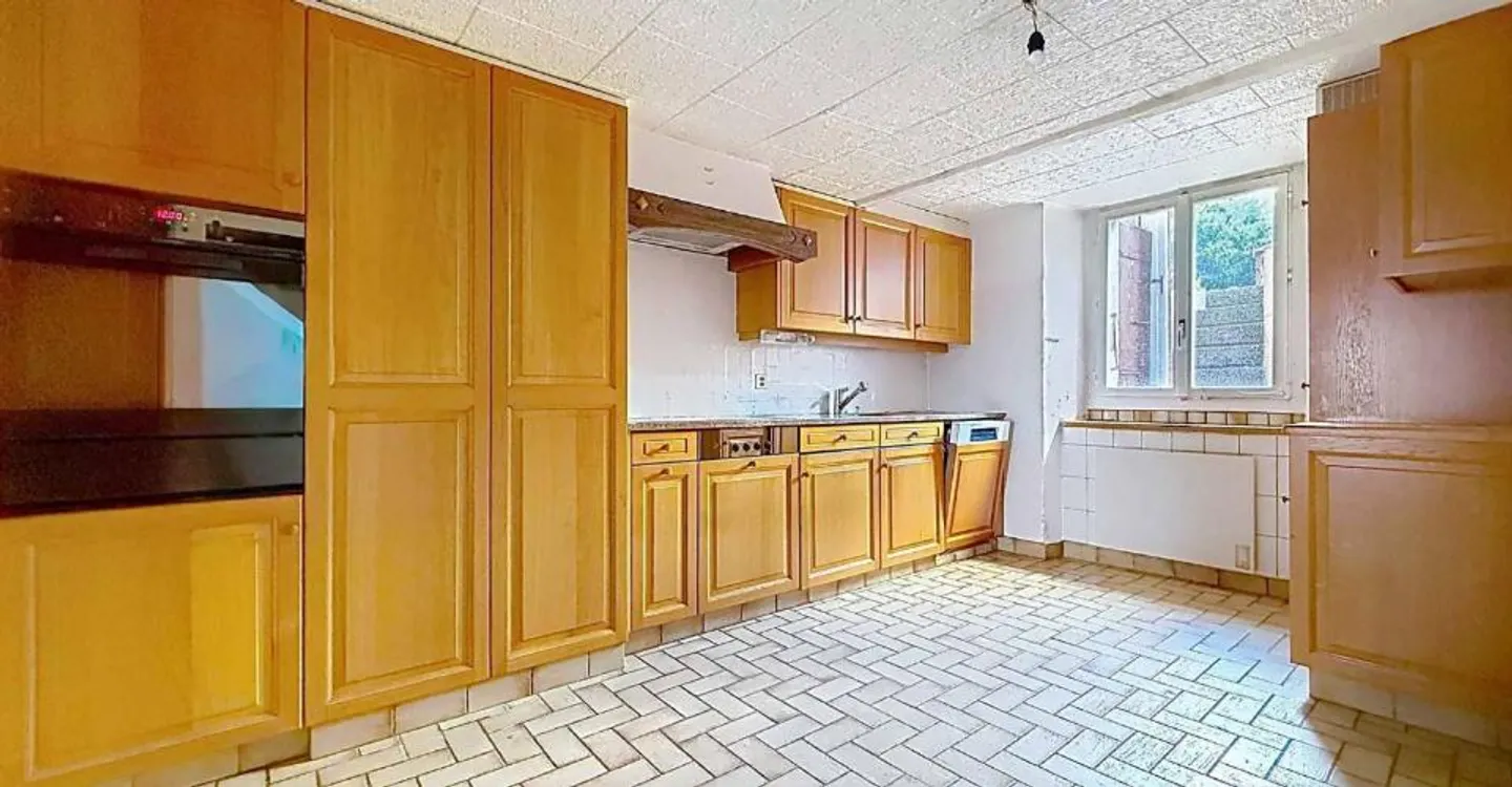 Village house with 4.5 rooms - Photo 3 of 13