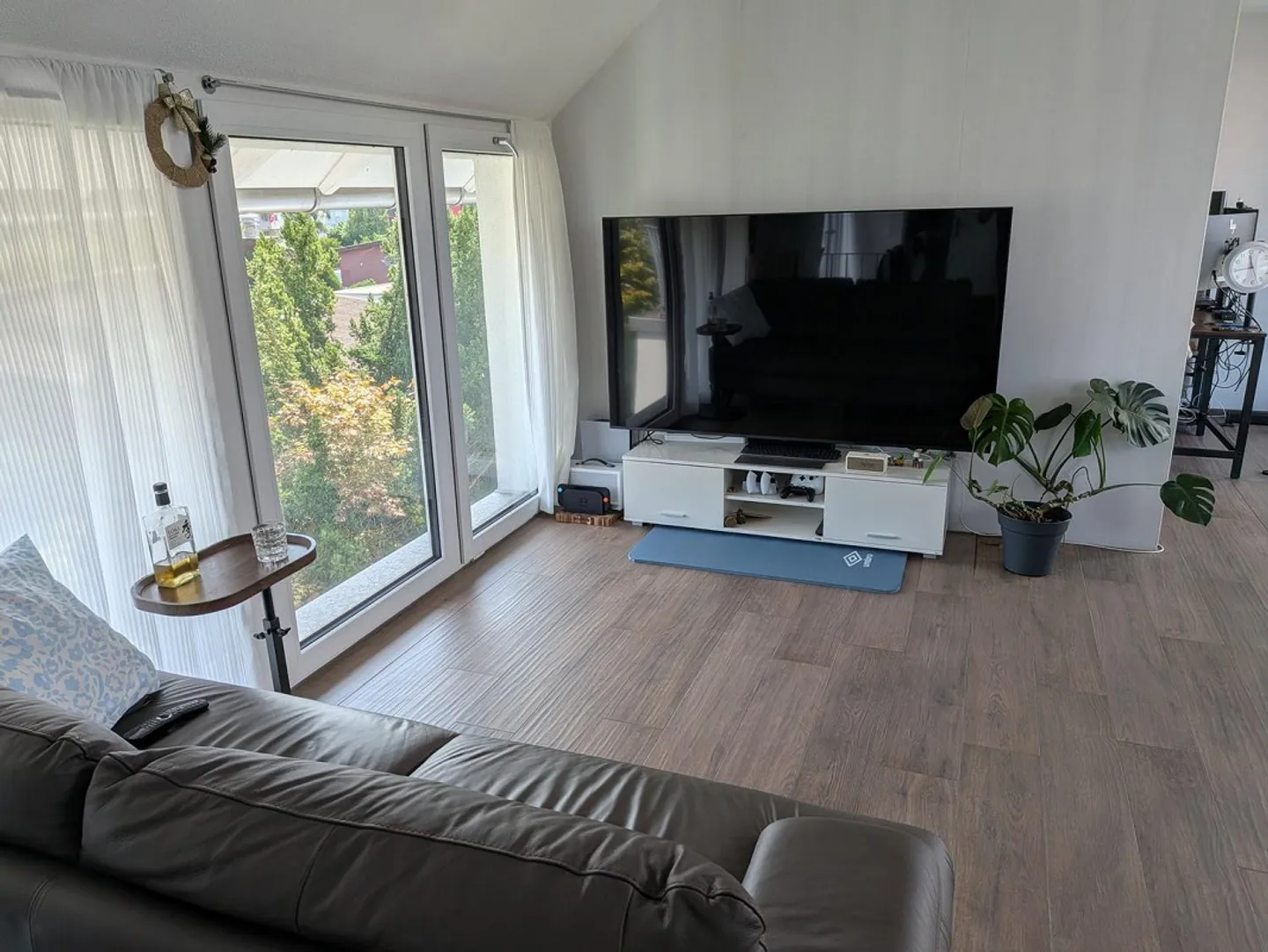 Moderne 2.5-Zimmerwohnung in Bülach - Foto 1 von 8
