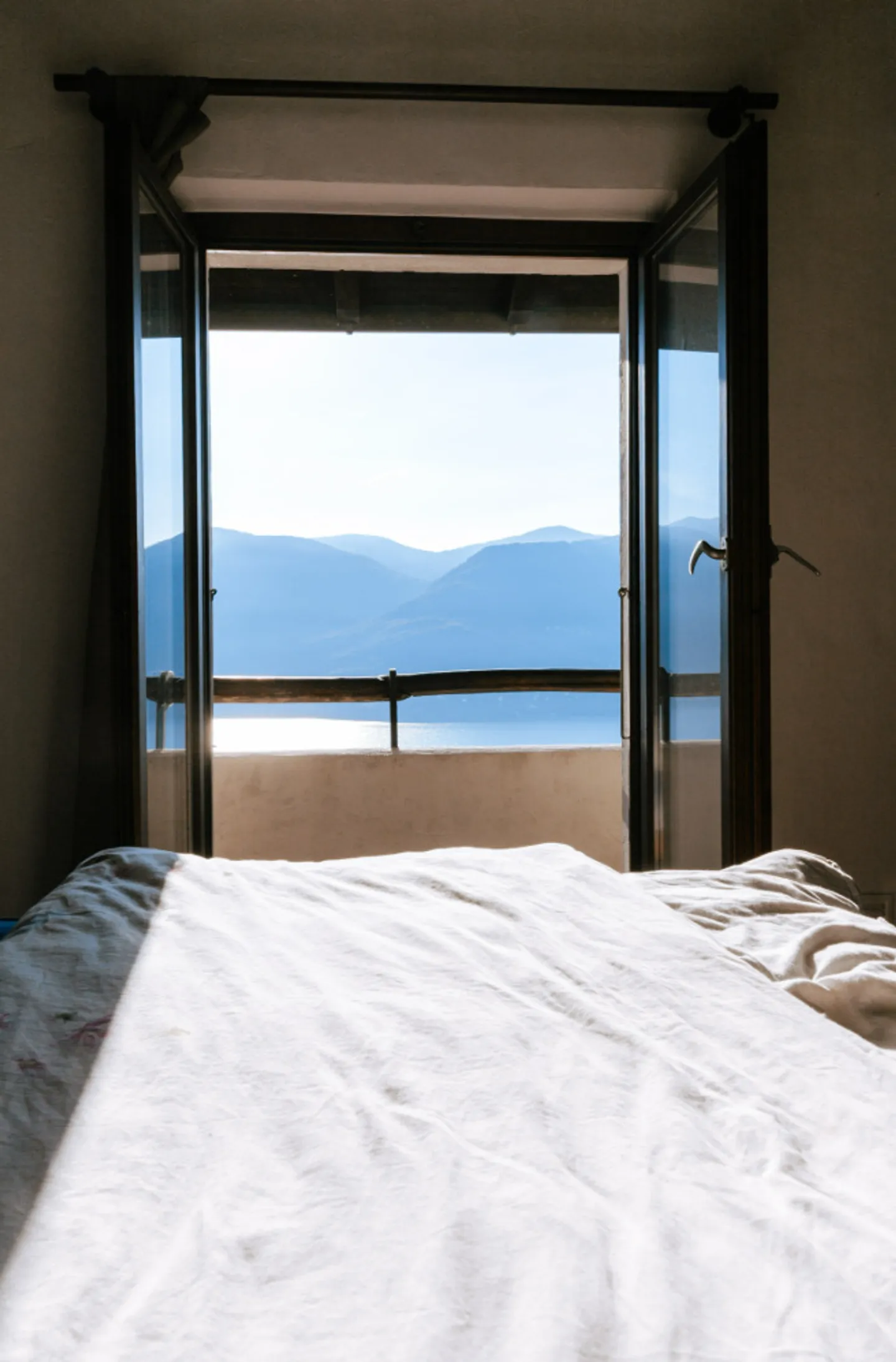 Maison mitoyenne spacieuse de 3,5 pièces avec balcon, Brissago - Photo 9 sur 12