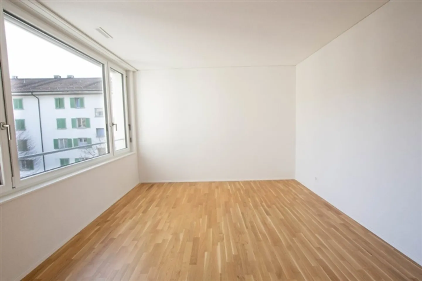 Ampio moderno appartamento di 5.5 stanze alla stazione - ideale come appartamento condiviso - Foto 9 di 11