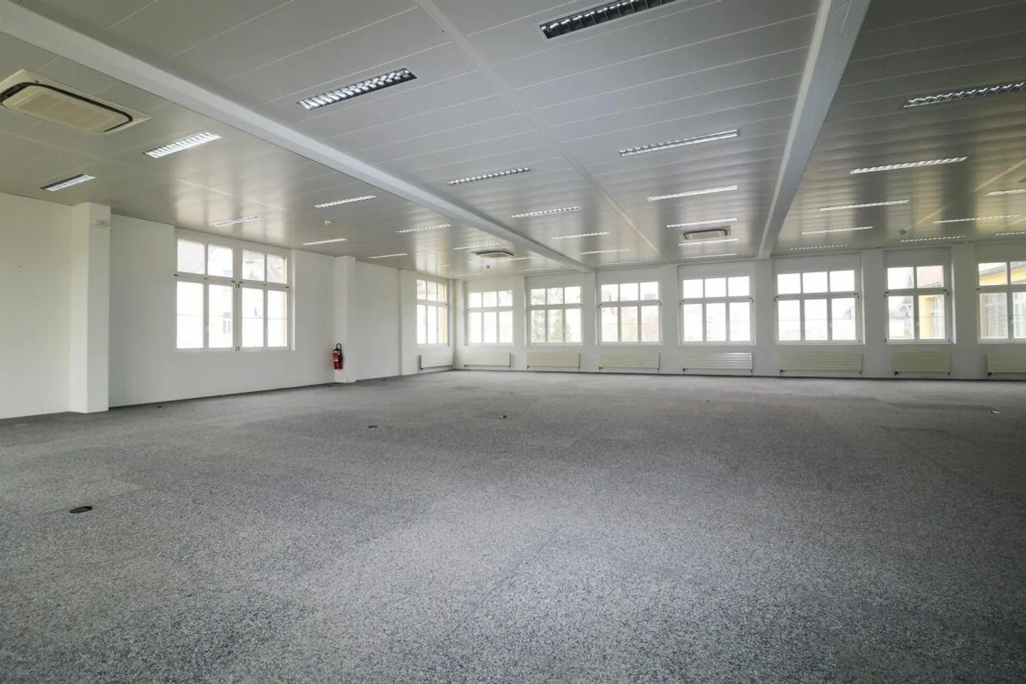 Lichtdurchflutete Gewerberäume - Raum für Ihre Vision! - Foto 6 von 12