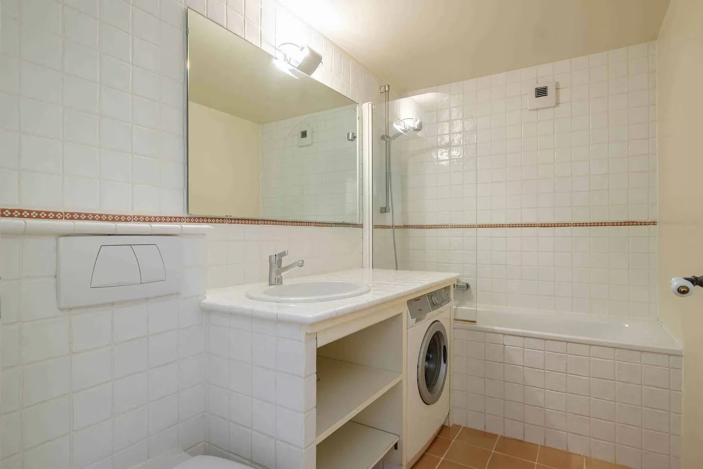 Charming Apartment in Carouge - Photo 6 of 12