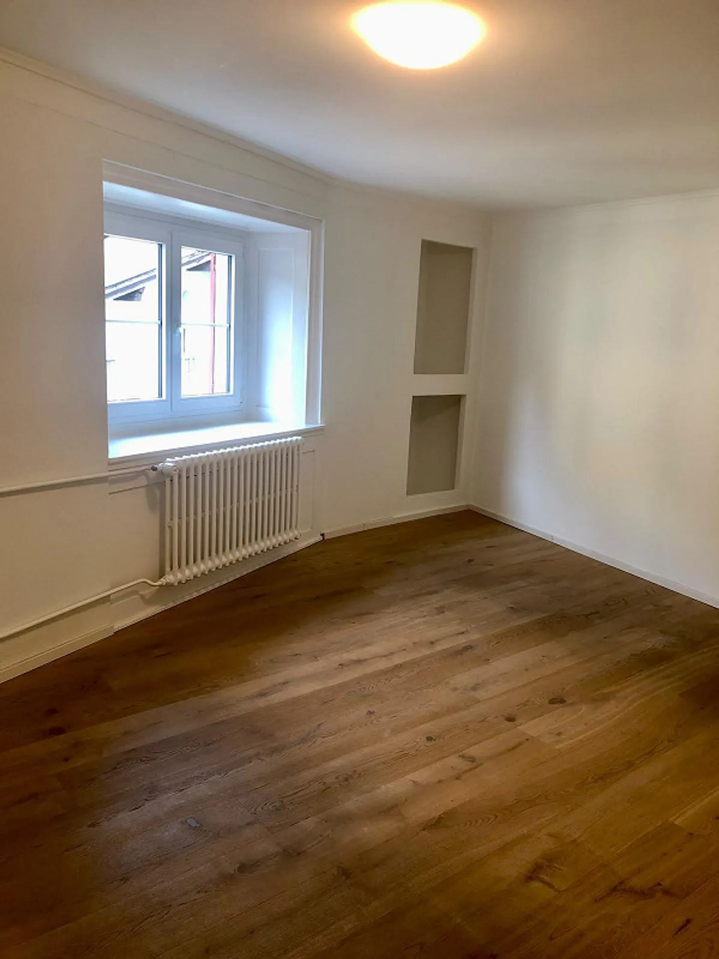 Accogliente appartamento di 3.5 locali - Foto 2 di 9