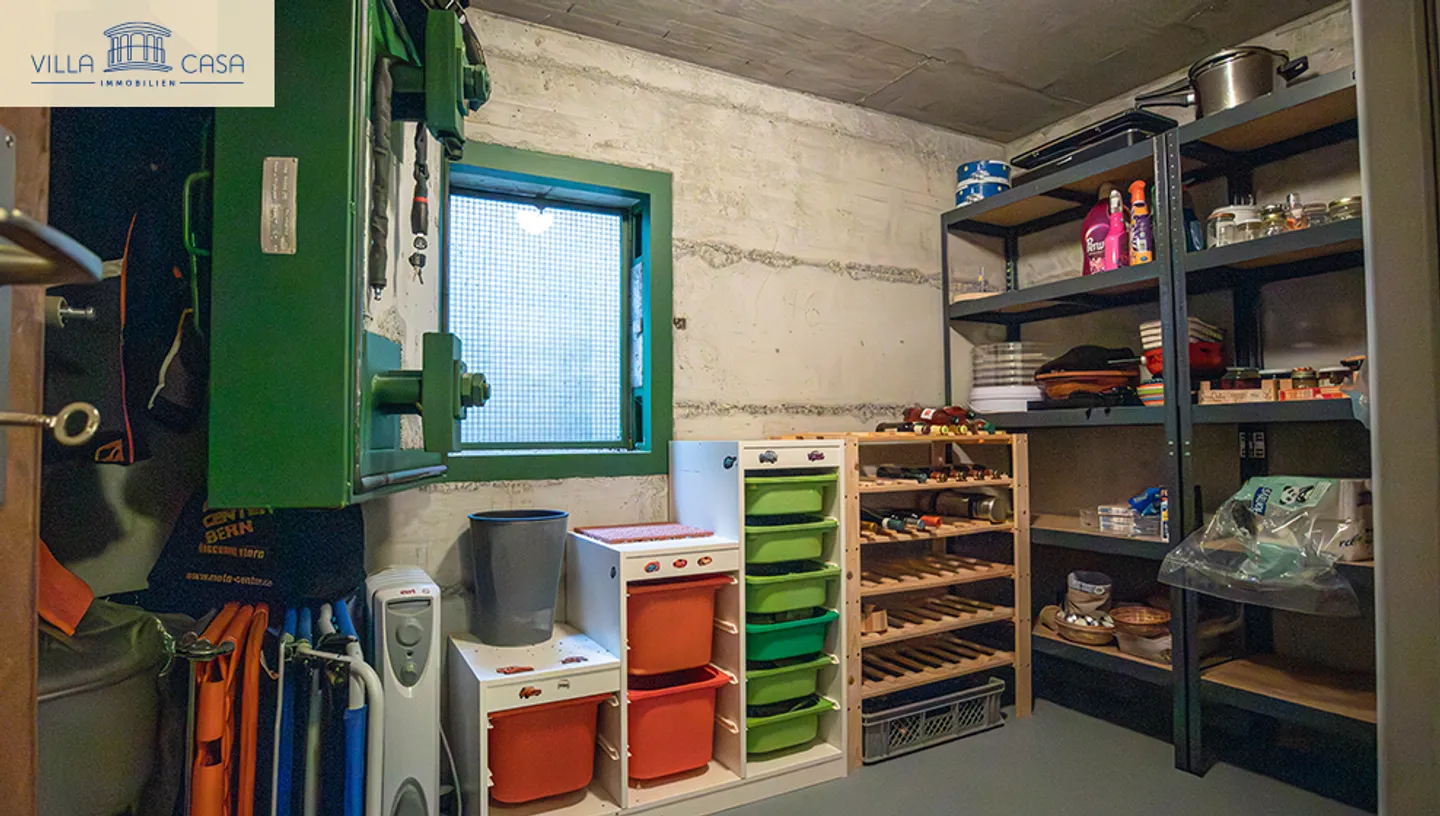 7½-Room Single Family House with Studio, Conservatory & Sunny Location - Photo 18 of 23