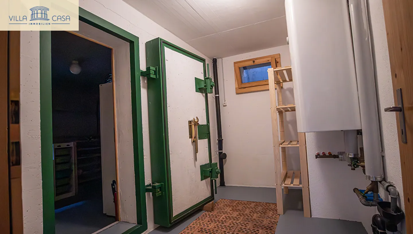 7½-Room Single Family House with Studio, Conservatory & Sunny Location - Photo 19 of 23