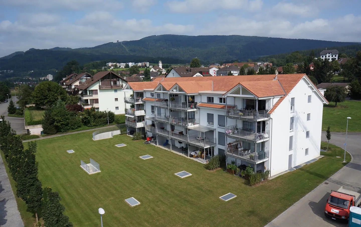 Ampio appartamento 3 1/2 stanze a Winznau, posizione tranquilla - Foto 1 di 9