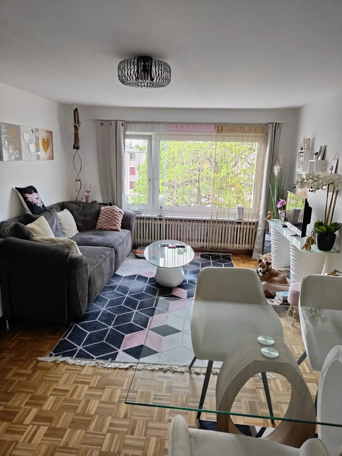 Appartement moderne 3 pièces - Photo 2 sur 6