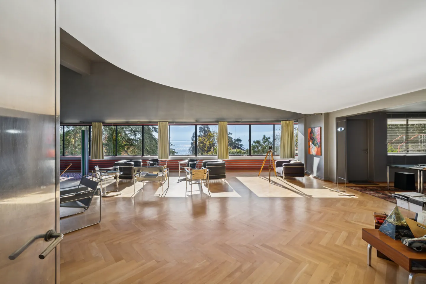Villa Bauhaus con Vista Lago - Foto 5 di 20