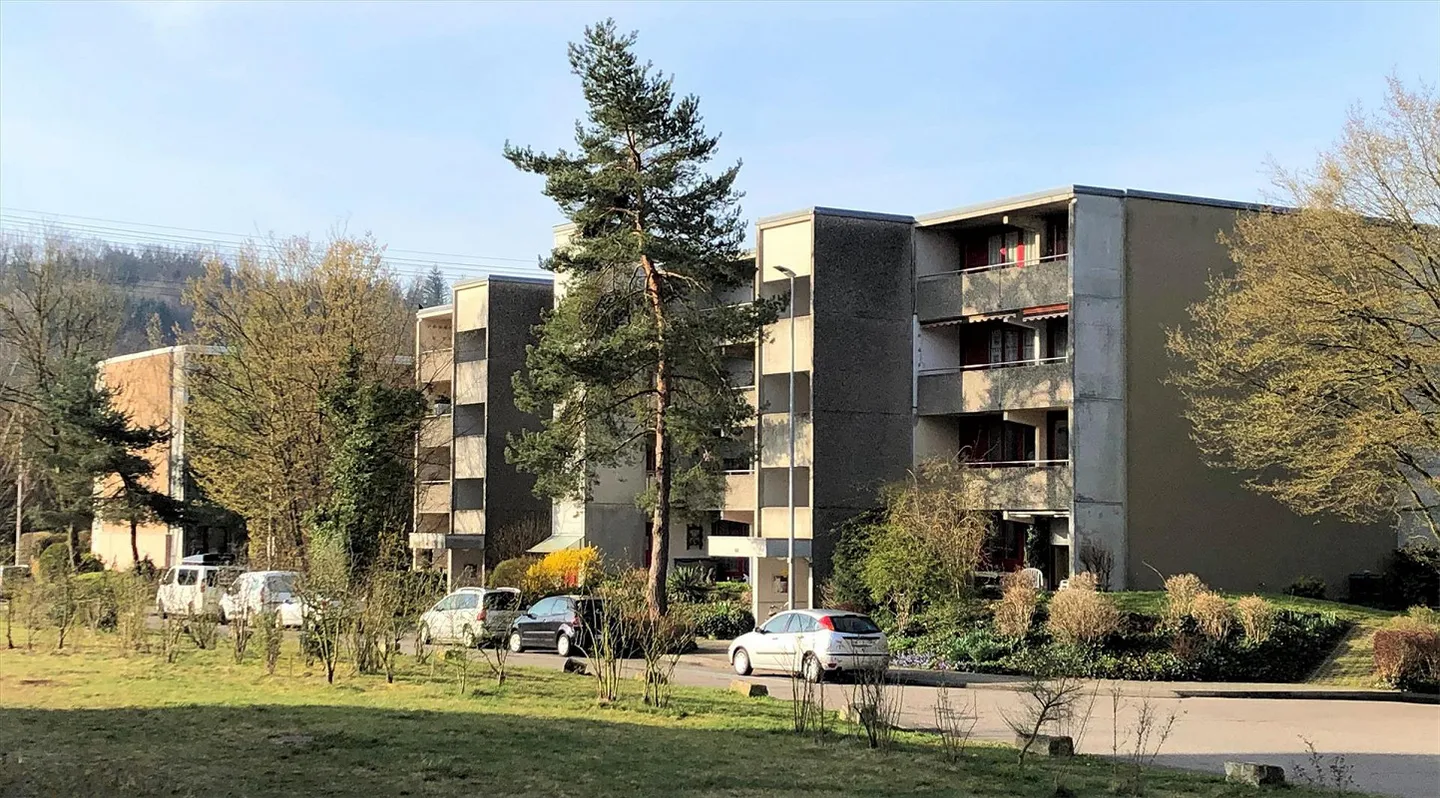 Beautiful green surroundings - Photo 2 of 8