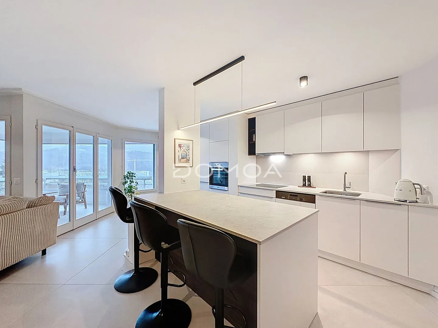 Renovierte 4,5-Zimmer-Dachgeschosswohnung mit großer Terrasse - Helligkeit, Charme und Komfort in Marly! - Foto 3 von 9