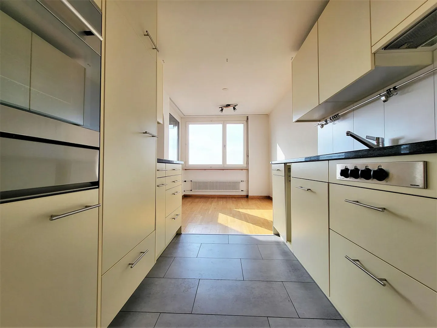 With foresight in an attractive living atmosphere - Photo 4 of 16