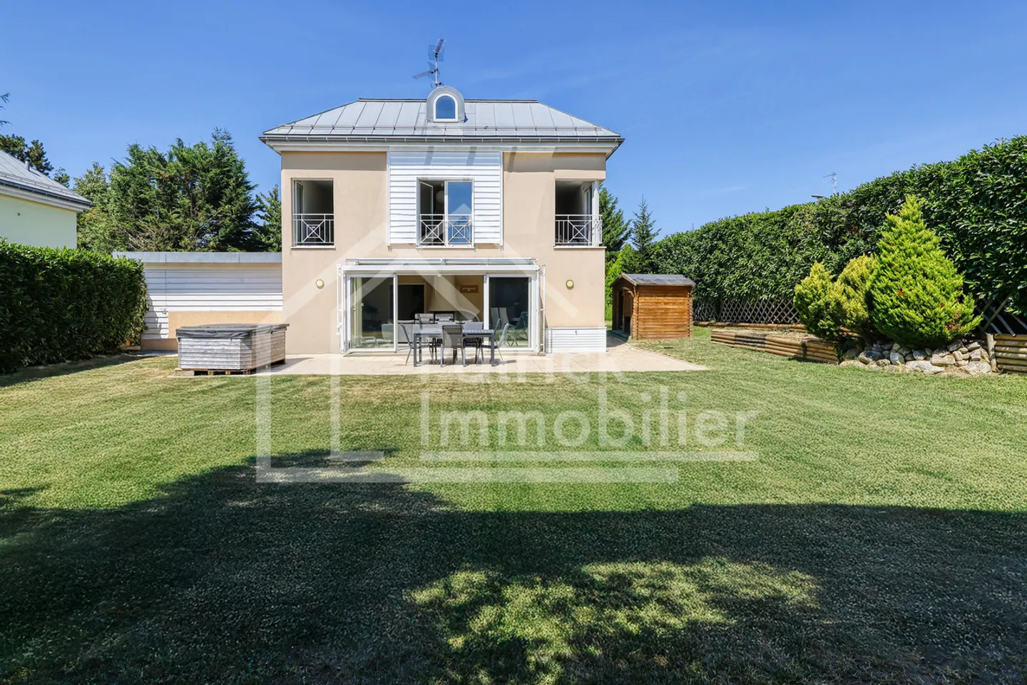 Villa familiale d'exception à Vésenaz - Photo 2 sur 13