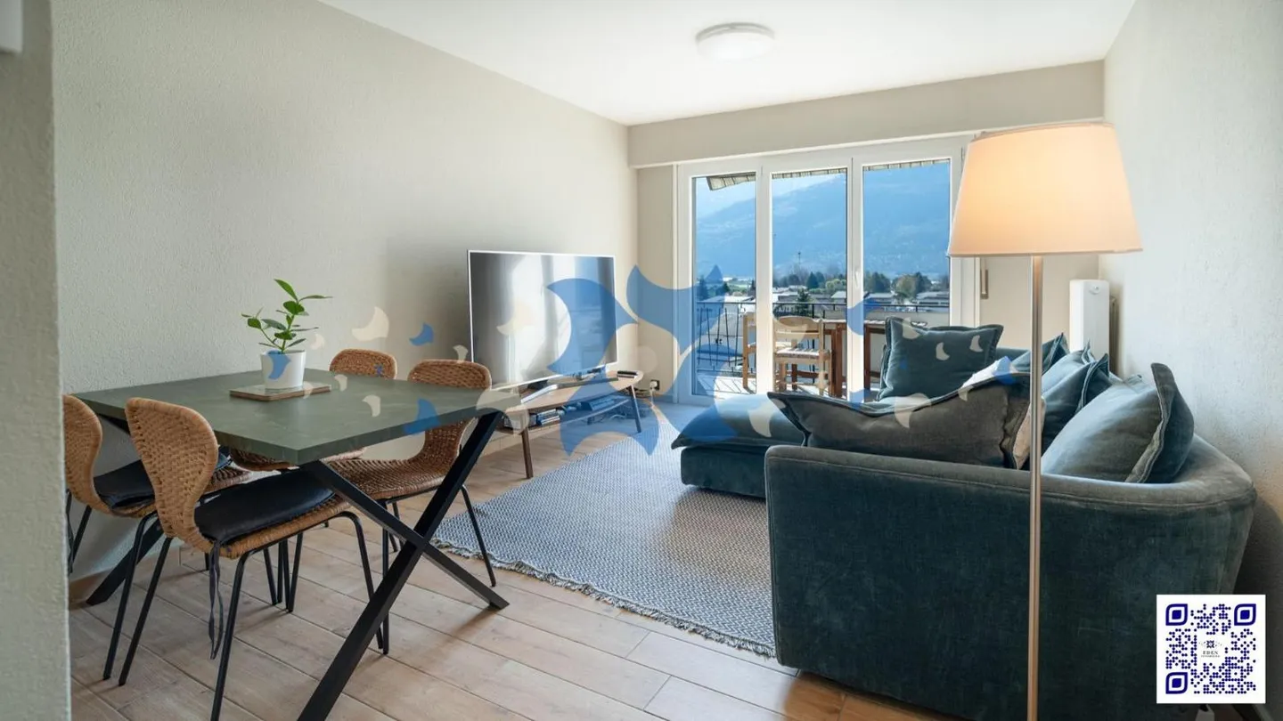 Bright Apartment with Private Garden - Photo 1 of 4