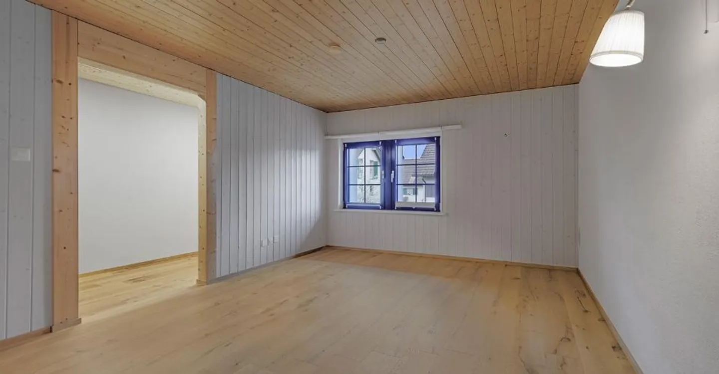 Familienfreundliches Haus mit Garten - Foto 4 von 8