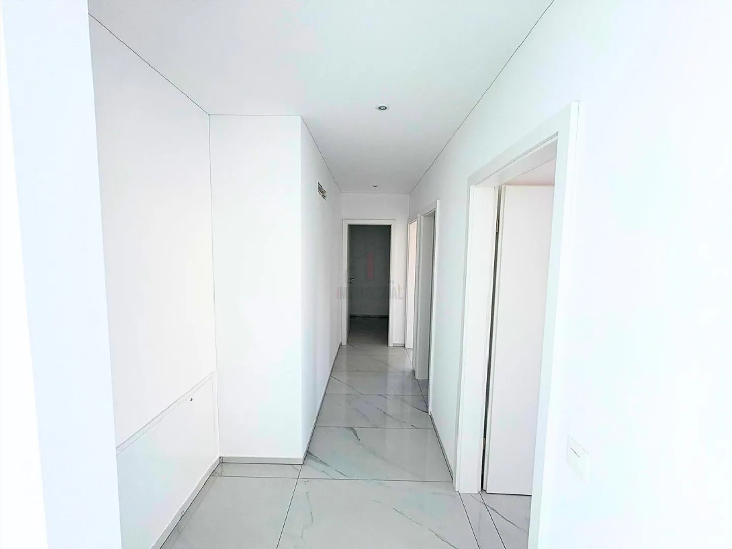 DESING, LUCE NATURALE E CONFORT MODERNO - Photo 5 sur 11