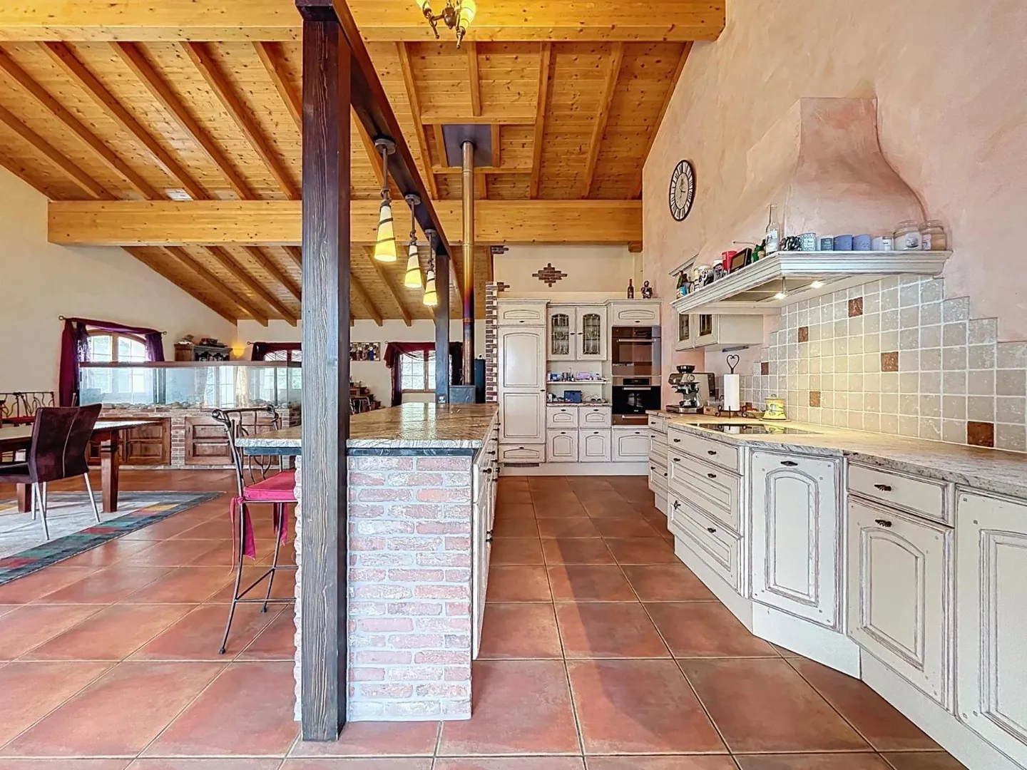Elegante zeitgenössische Villa - Foto 5 von 13