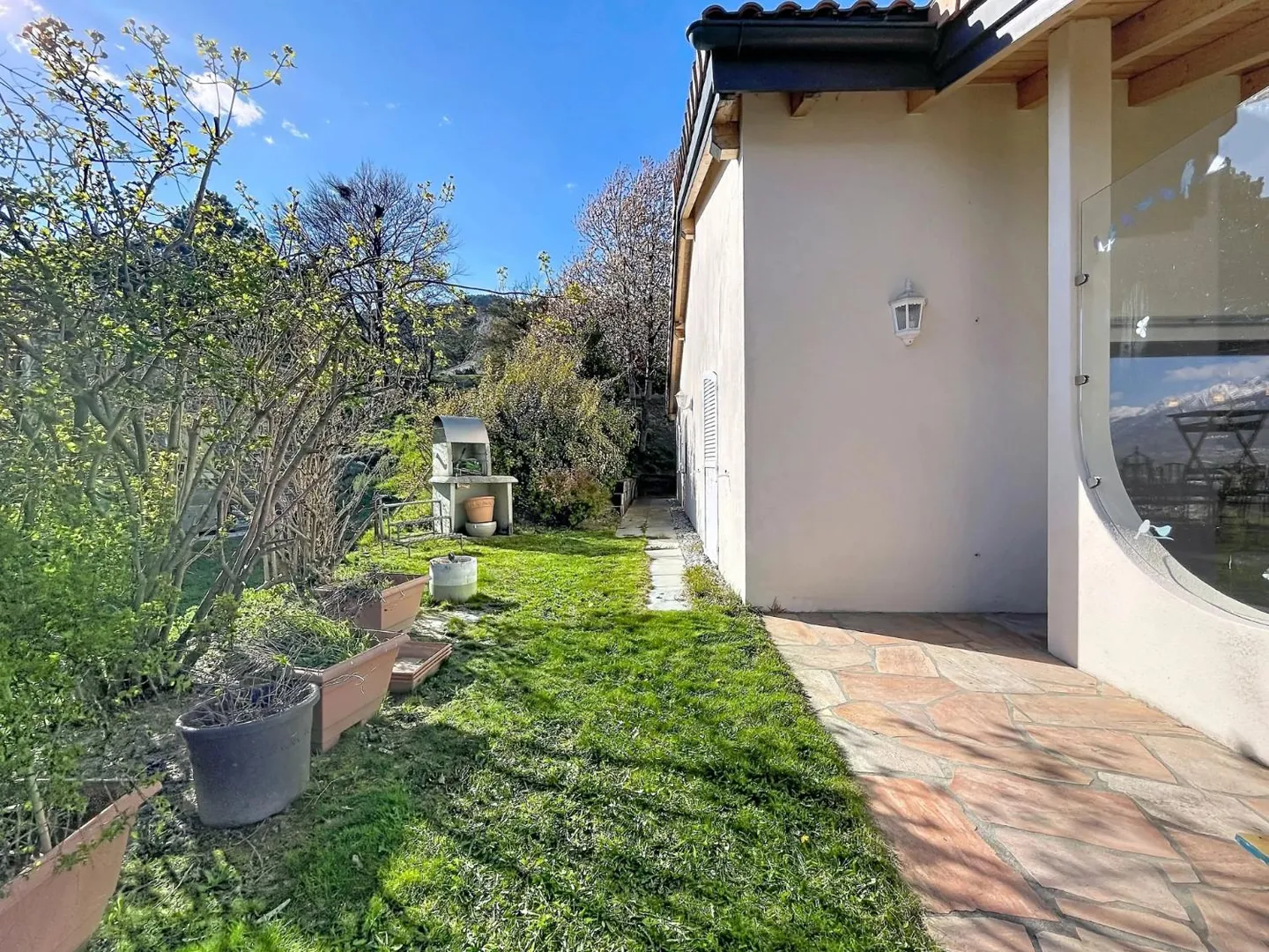 Elegante zeitgenössische Villa - Foto 13 von 13