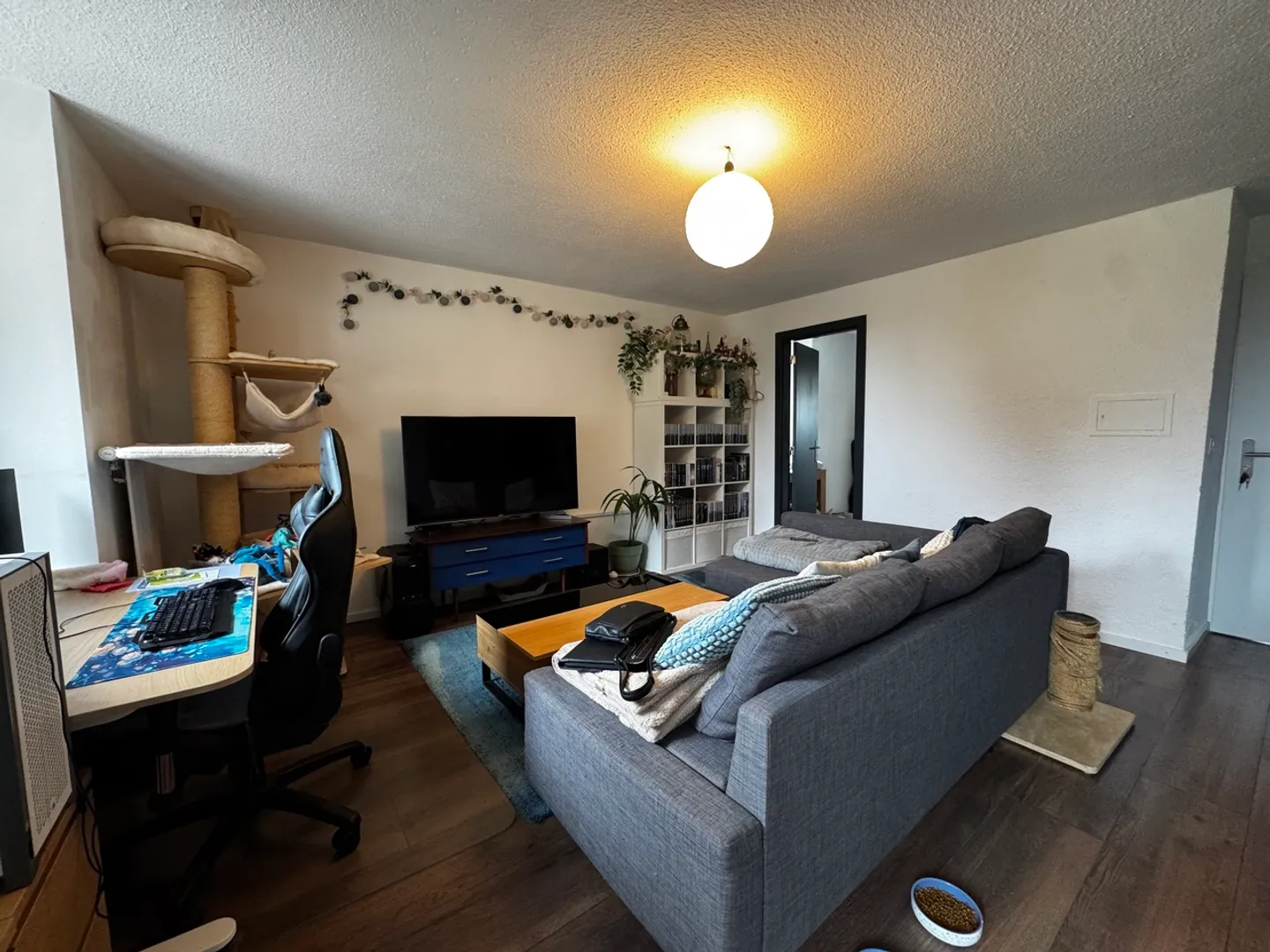 Apartment for rent - Photo 2 of 6