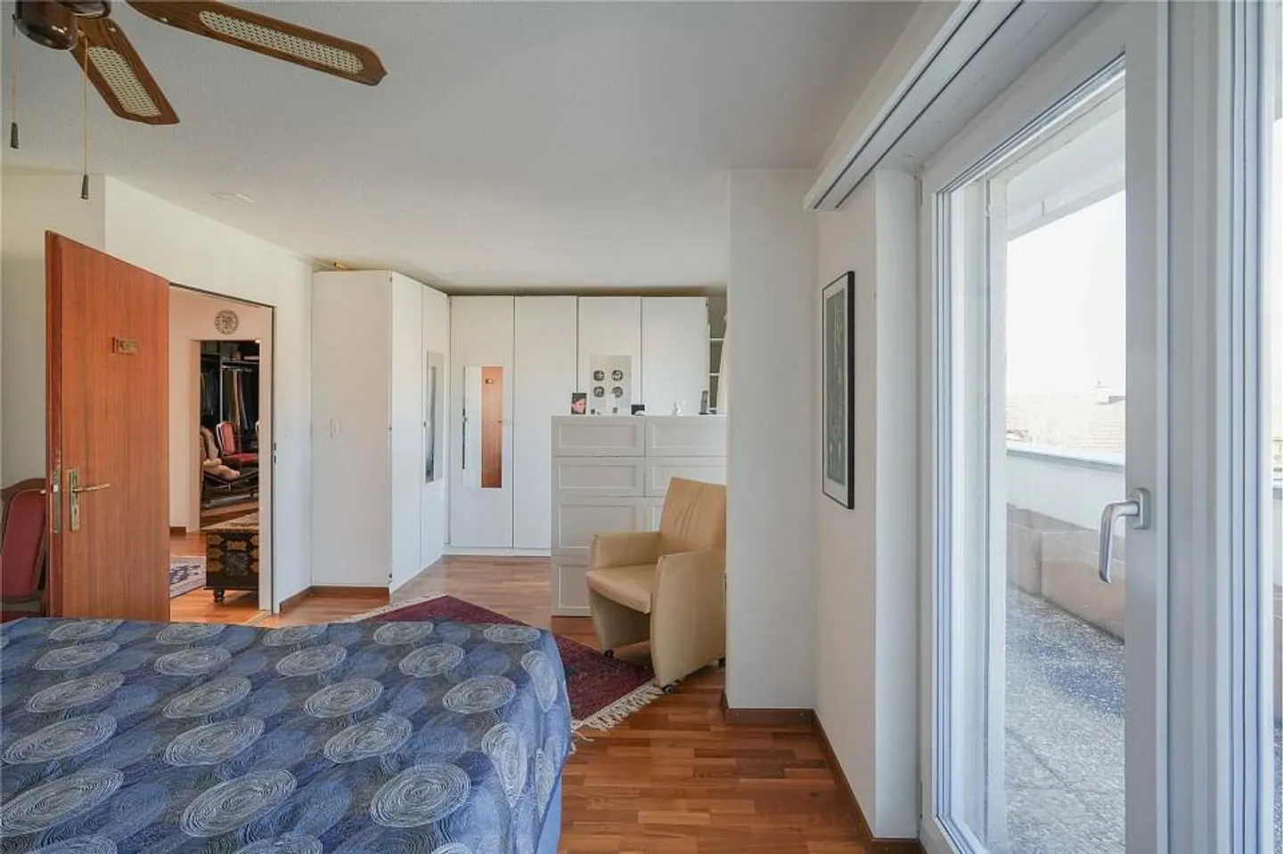 Vivre là où le nom est un programme : appartement en attique de 5,5 pièces au Sonnh... - Photo 12 sur 13