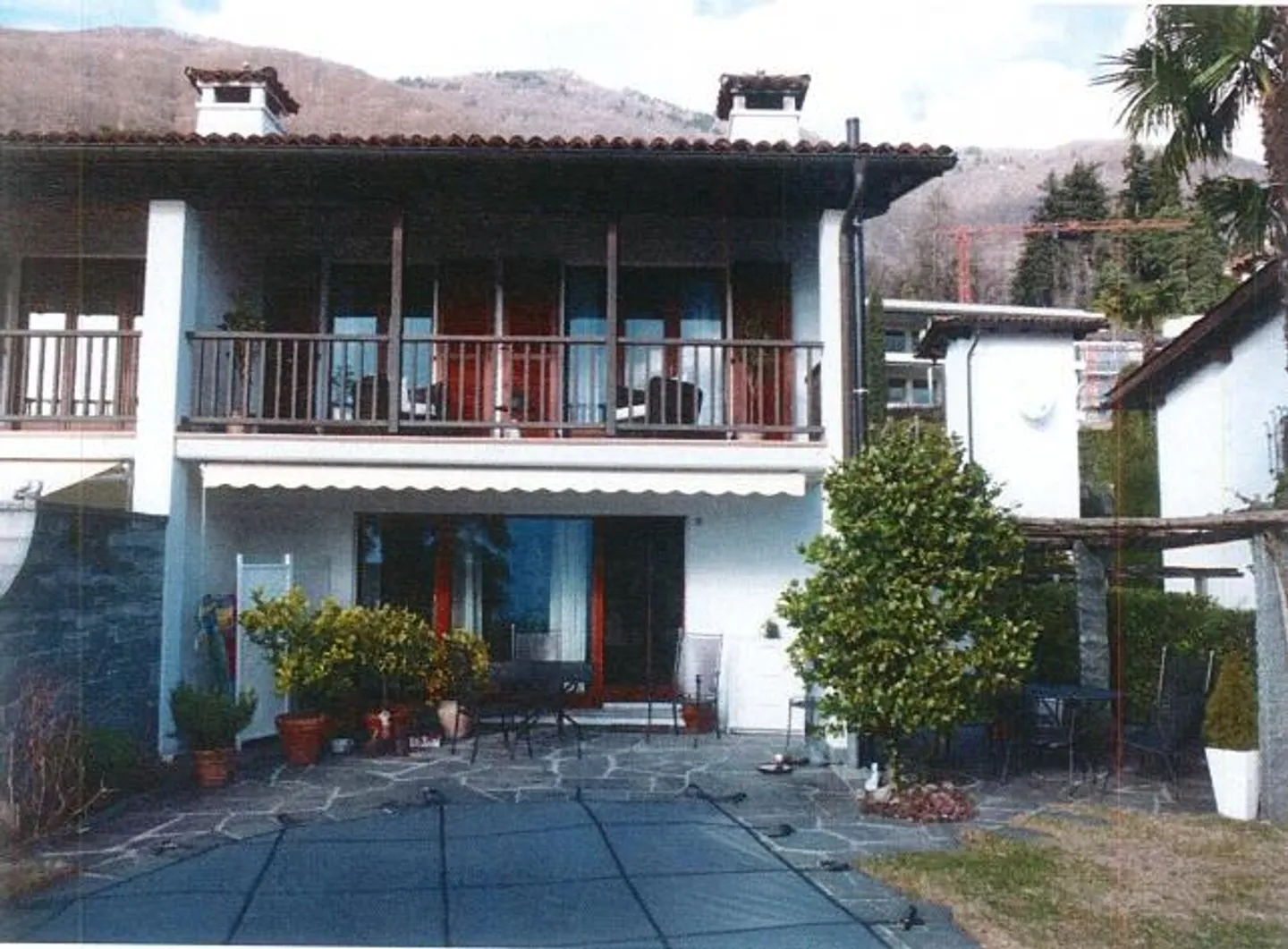 Charmantes Eckhaus mit Seesicht - Foto 2 von 4