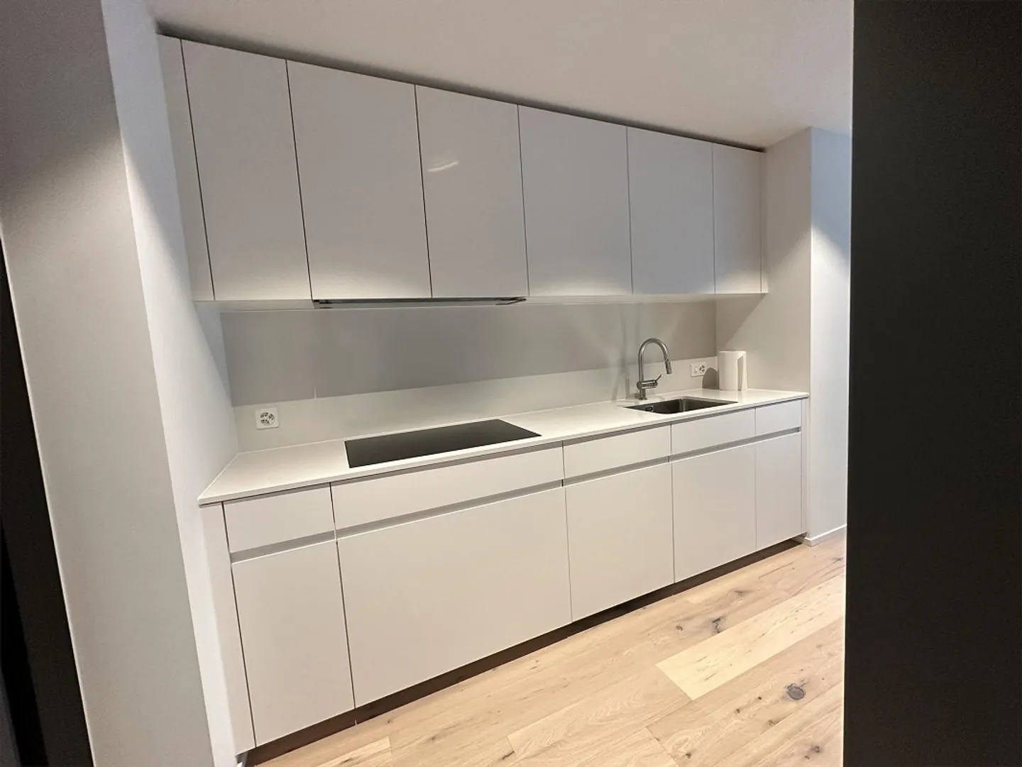 Modern 4.5-room apartment in new building in Interlaken with mountain view - Photo 4 of 15