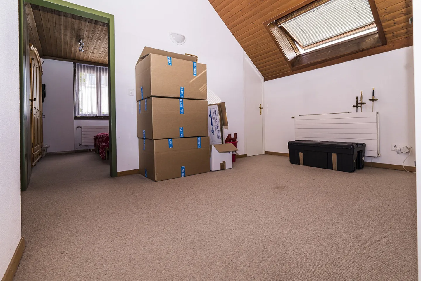 Appartement 2 1/2 pièces au 2ème étage au centre du village de Lachen - Photo 7 sur 10