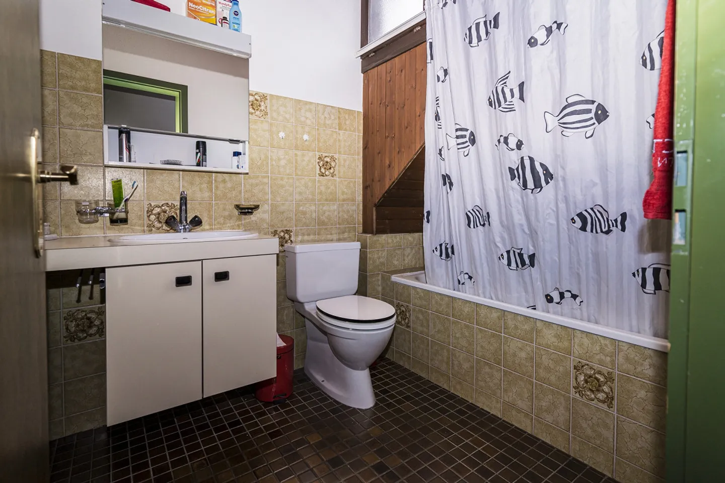 Appartement 2 1/2 pièces au 2ème étage au centre du village de Lachen - Photo 5 sur 10