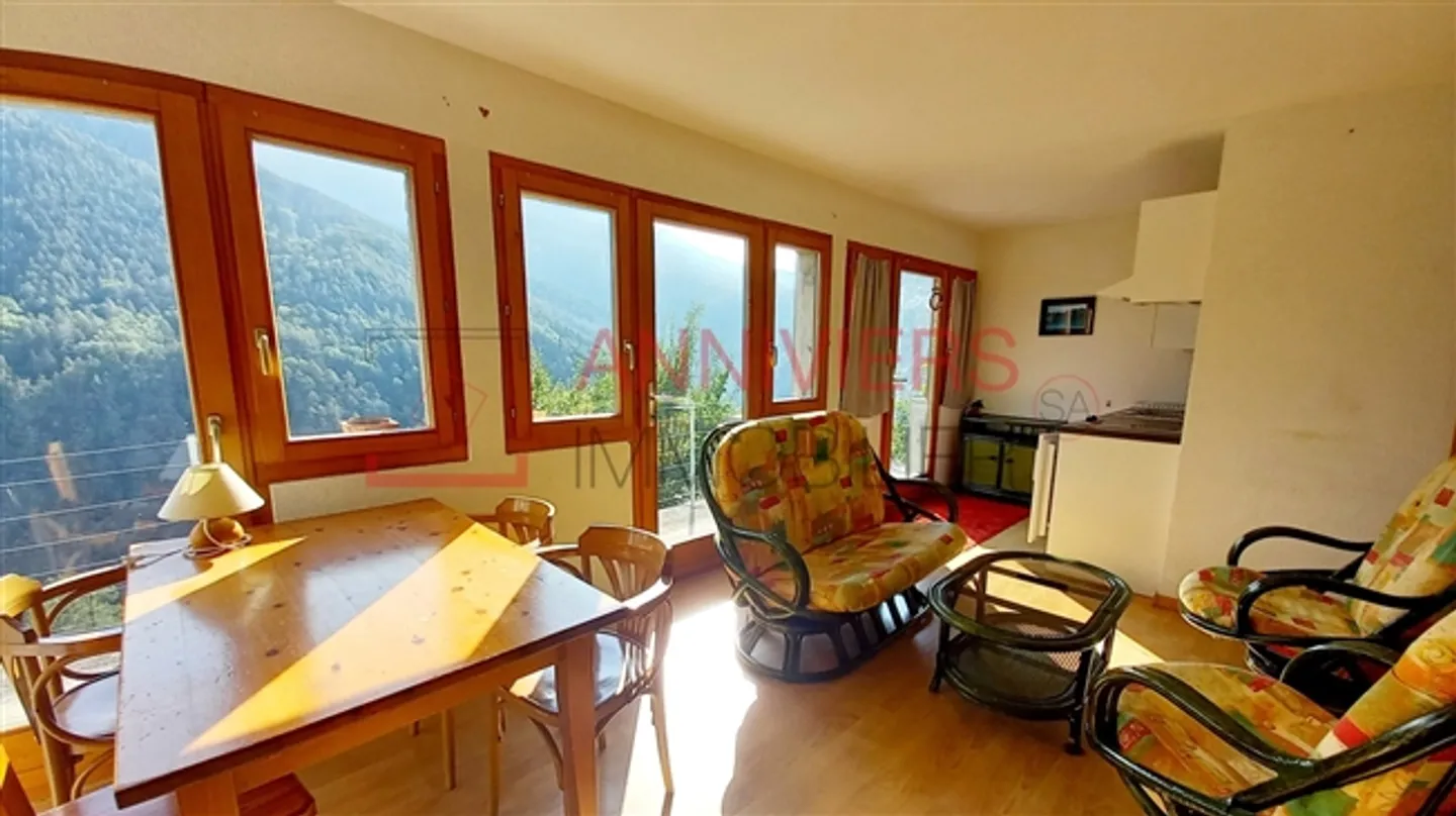 Typical restaurant with panoramic views and optimal sunlight exposure - Photo 16 of 20