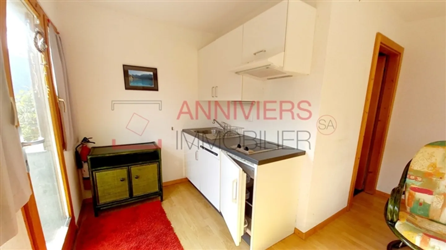 Typical restaurant with panoramic views and optimal sunlight exposure - Photo 18 of 20