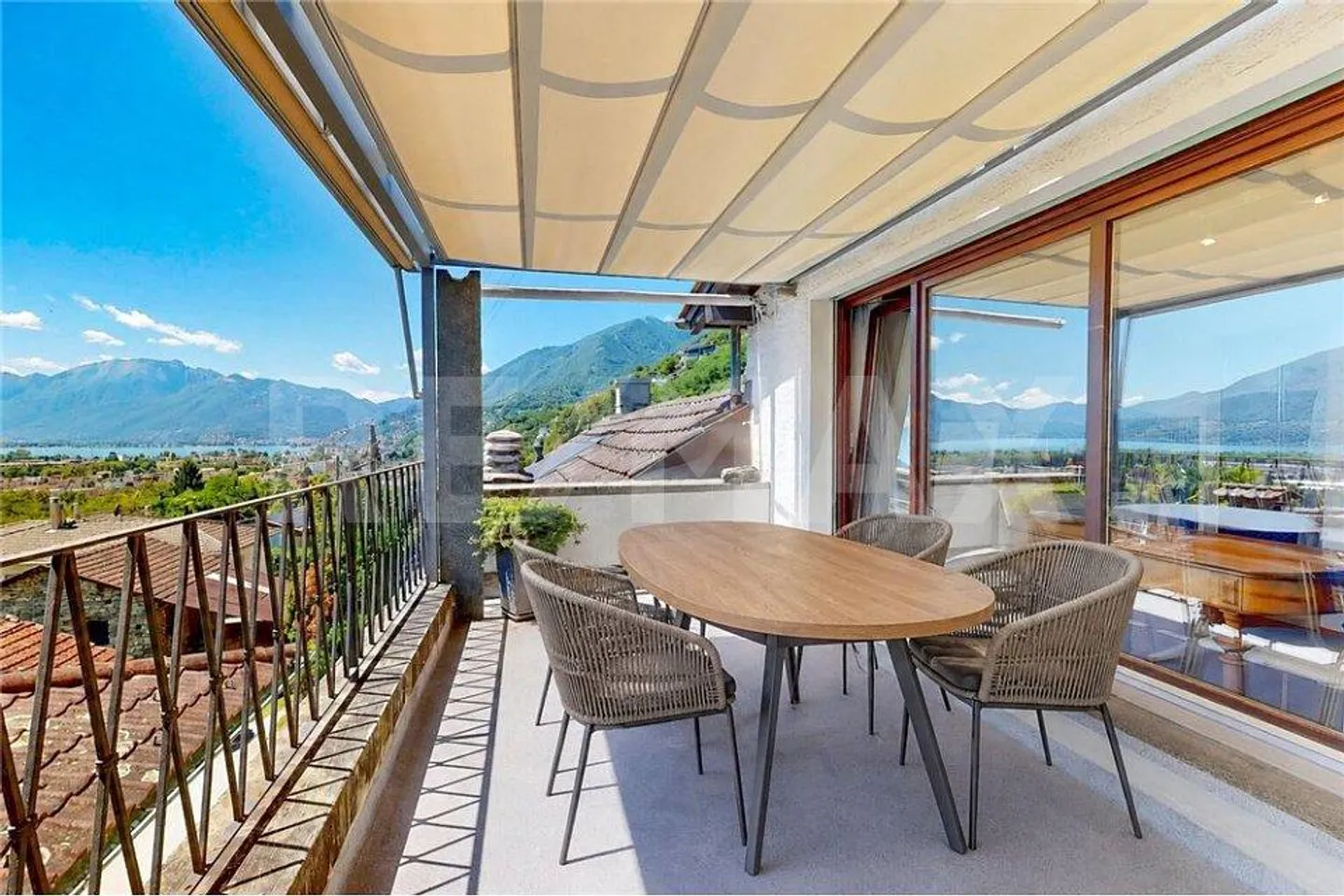 Charmantes Tessiner Haus mit Seeblick - Foto 1 von 13