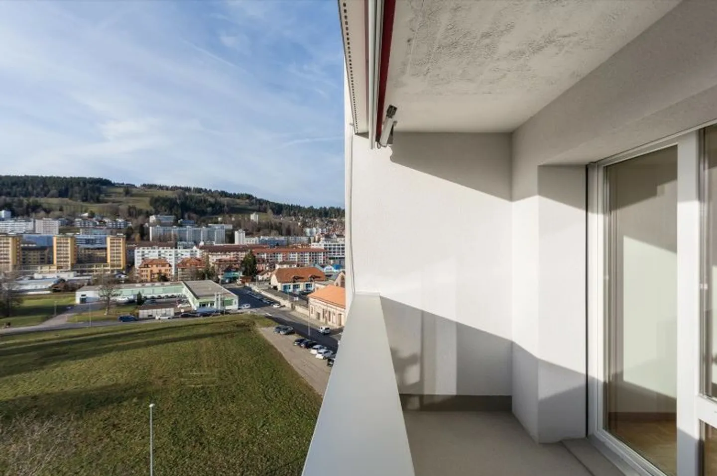 EMPLACEMENT AVEC CAUTION GRATUITE ! - Photo 7 sur 8