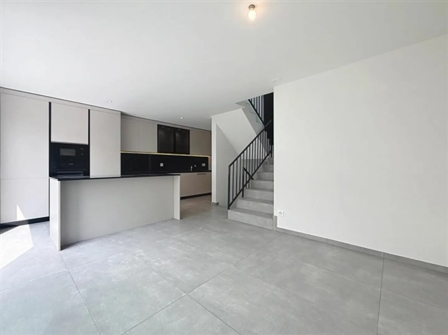 «4.5-Zimmer Reihenhaus in Vuisternens-en-Ogoz» - Photo 5 sur 20