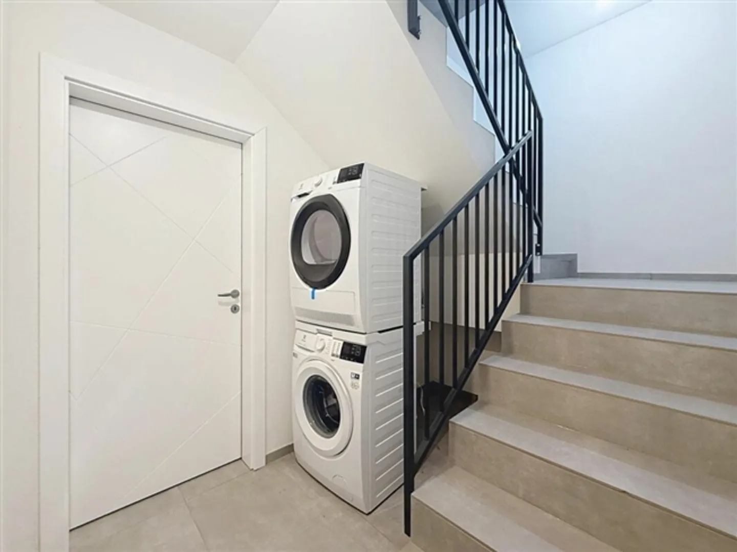 «4.5-Zimmer Reihenhaus in Vuisternens-en-Ogoz» - Photo 19 sur 20