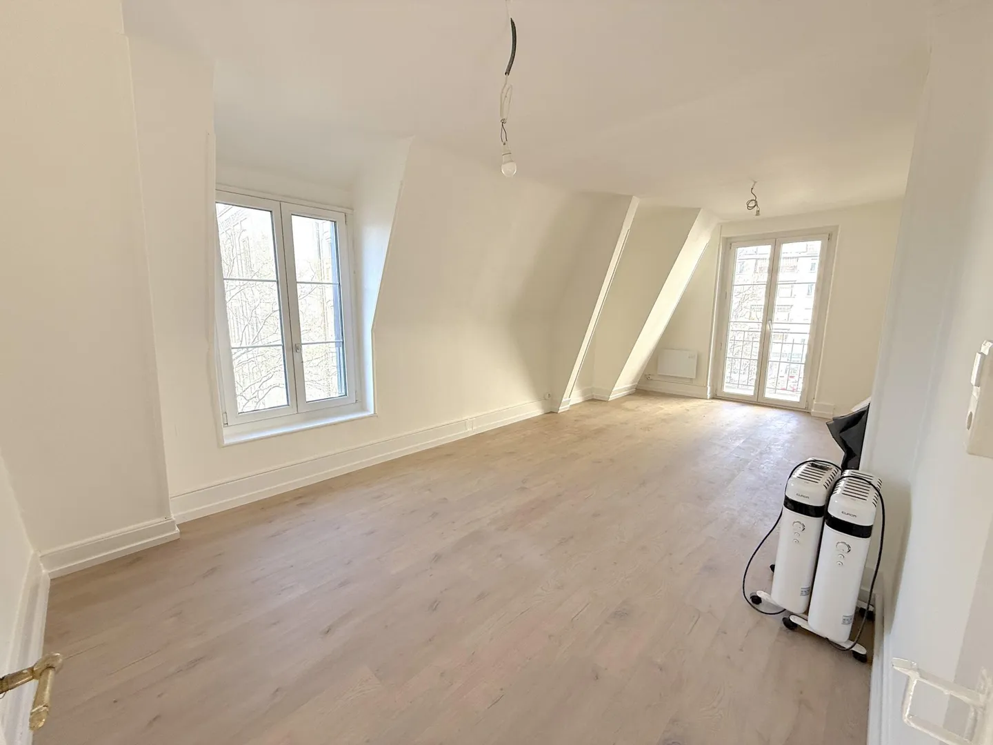 Charming Apartment in Lausanne - Photo 1 of 8