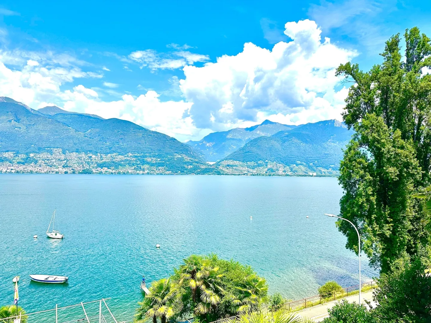 Piccola gemma con vista lago e spiagetta a Gambarogno, TI - Foto 7 di 10